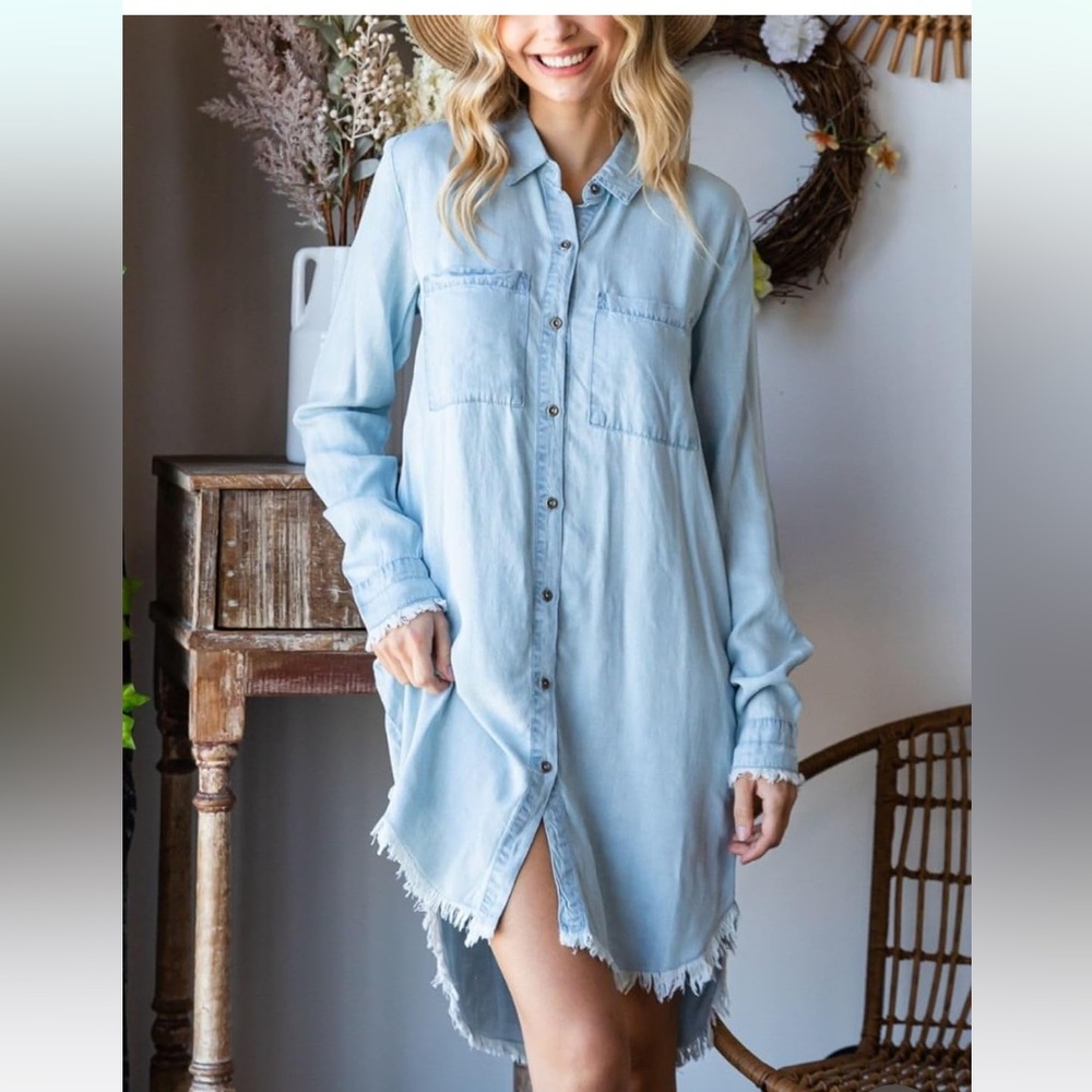 New Veveret Denim Blue Chambray Frayed Edge Button Front Shirt Dress Medium